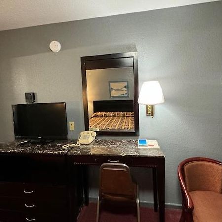 Pratt Budget Inn Εξωτερικό φωτογραφία